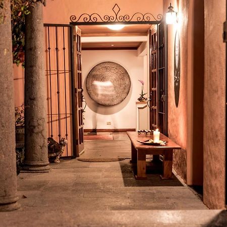 Luna Inn B&B Ciudad Cariari Buitenkant foto