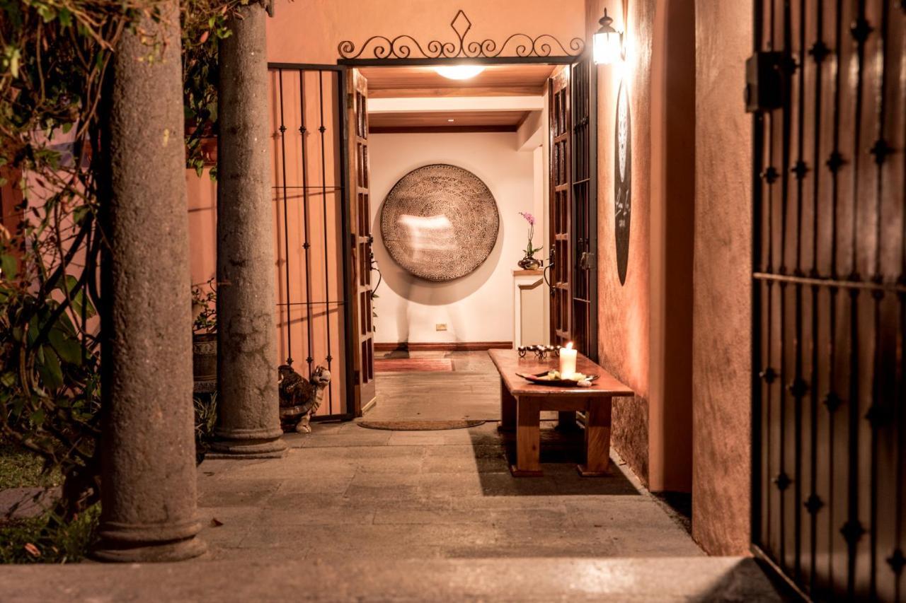 Luna Inn B&B Ciudad Cariari Buitenkant foto