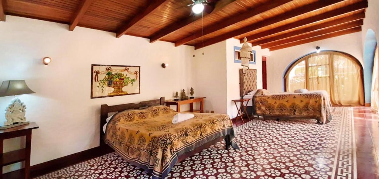 Luna Inn B&B Ciudad Cariari Buitenkant foto