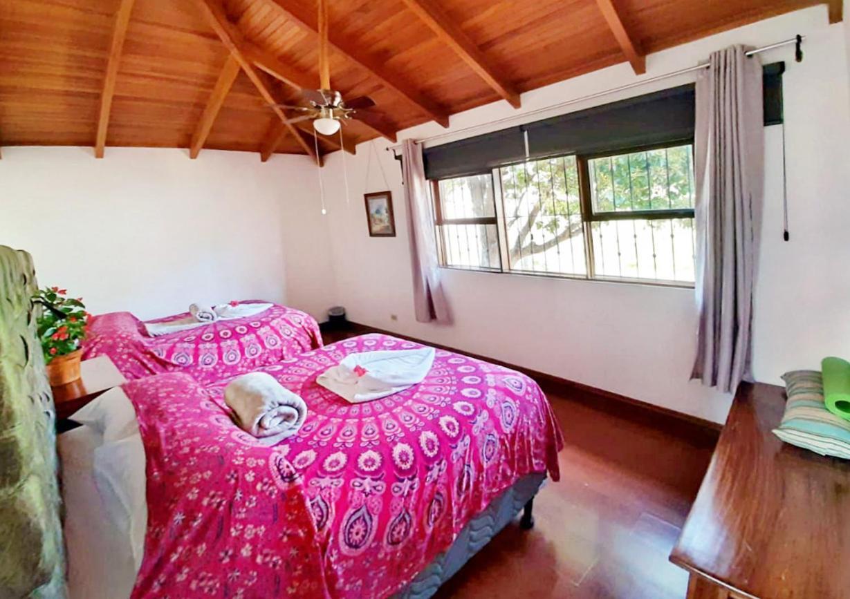 Luna Inn B&B Ciudad Cariari Buitenkant foto